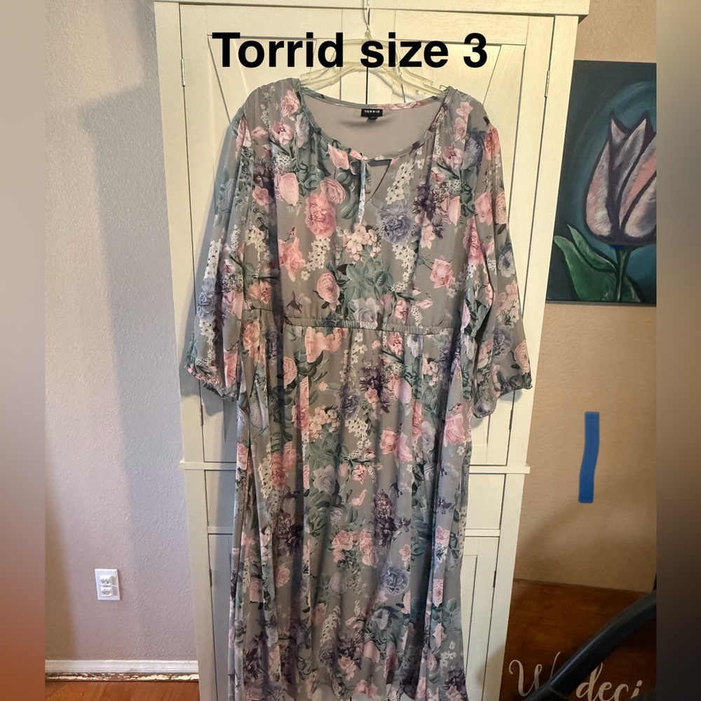 Torrid Floral Maxi Dress in Gray and Pink